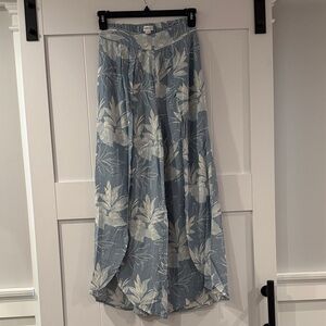 Floral Blue flowy slit pants